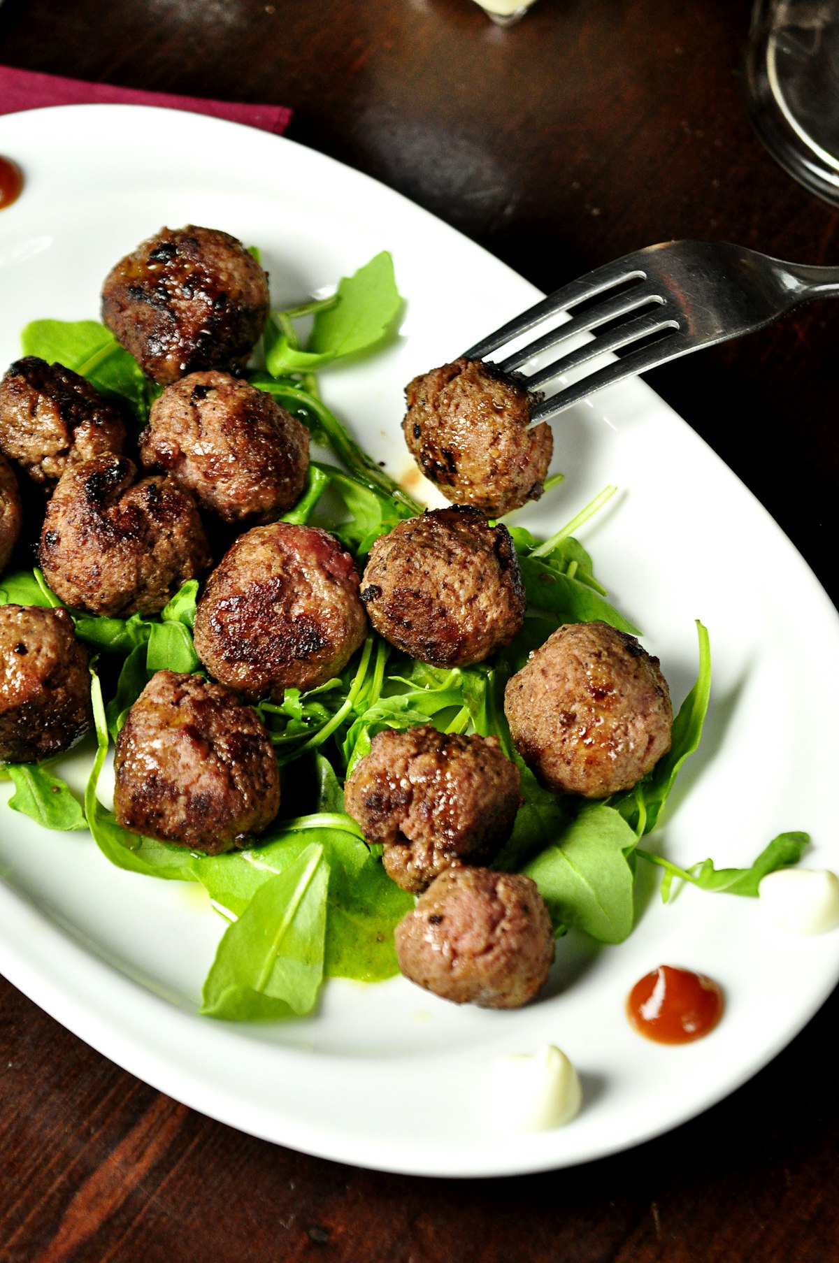 Skillet turkey kofta with yogurt sauce and herbs